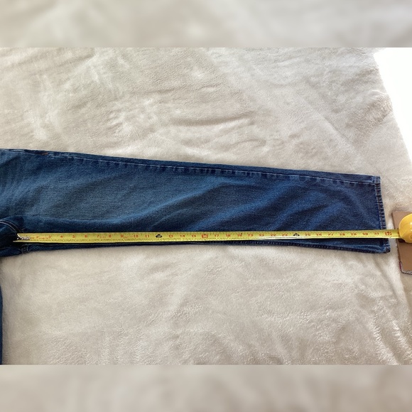 Old Navy Men’s Slim Étroit Jeans – Size 34x32 – Medium Blue - Picture 3 of 6